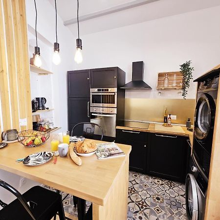 Le Jardin Vert, Paisible Maison De Ville อองกูแลม ภายนอก รูปภาพ